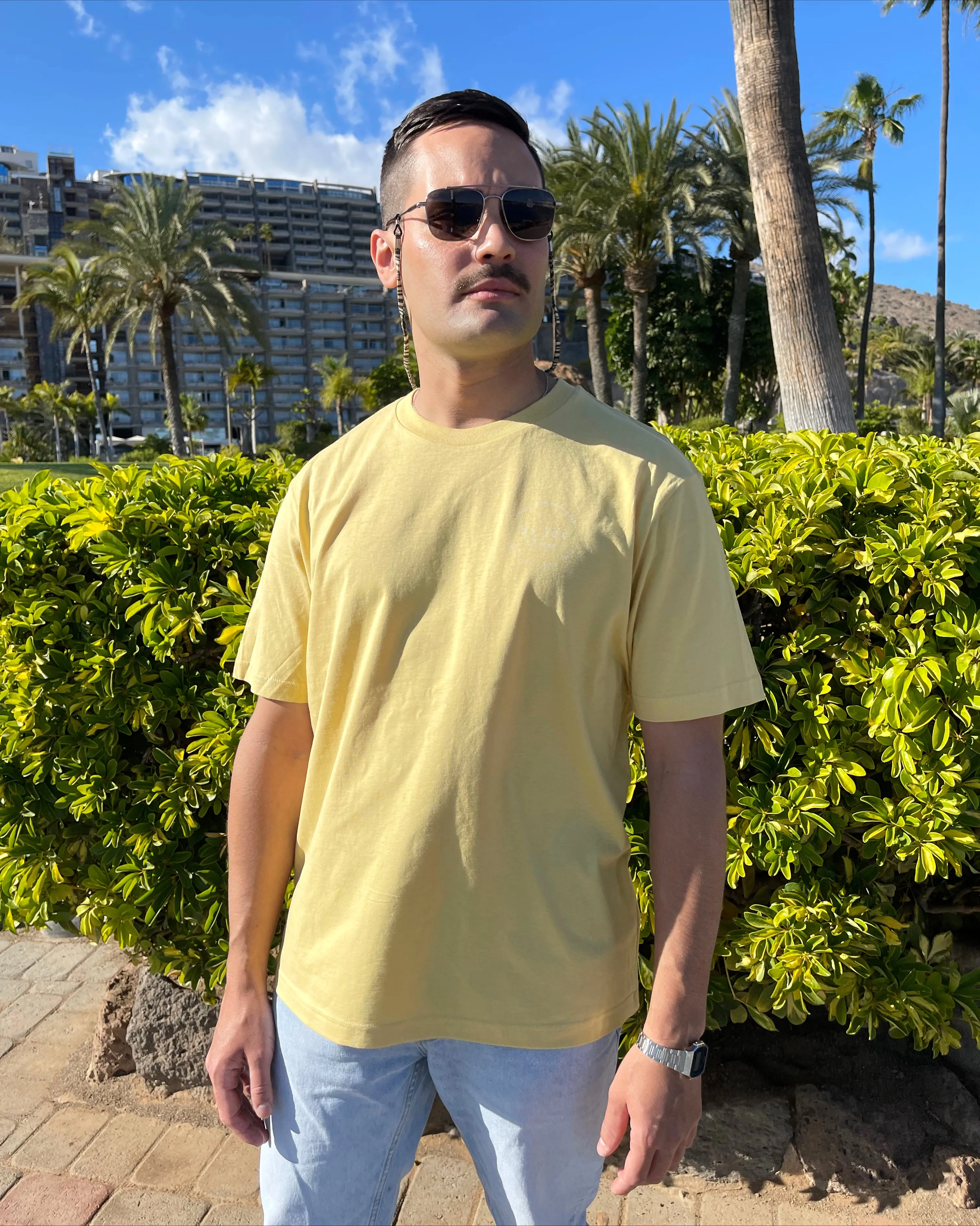 MUSTARD - Basic Organic Cotton T-shirt